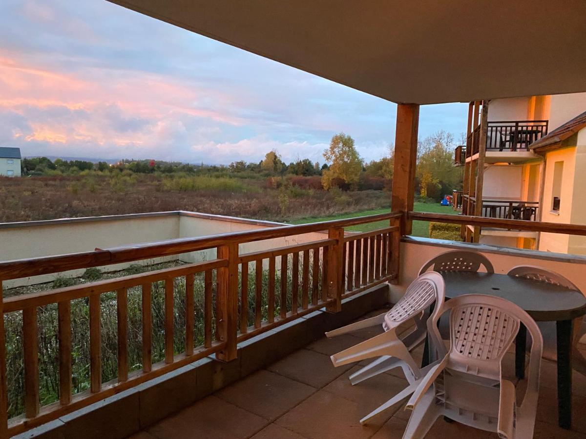 Chez Suzette-Residence-Piscine-Sauna Levernois Luaran gambar